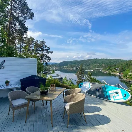 Waterside With Boat Slips On The Oslofjord Semesterbostad